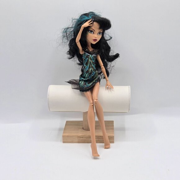 Monster High Doll Cleo De Nile Frights Camera Action Black Carpet - Picture 1 of 6